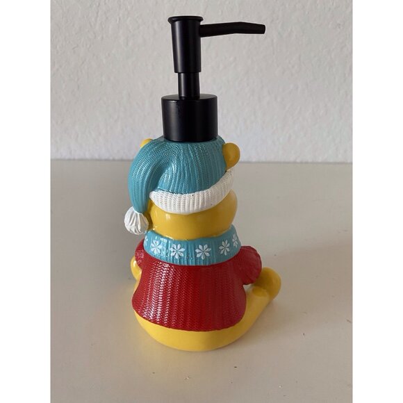 Disney Winnie The Pooh Hot Cocoa Christmas Santa Hat Soap Dispenser Ceramic NEW - Picture 4 of 9
